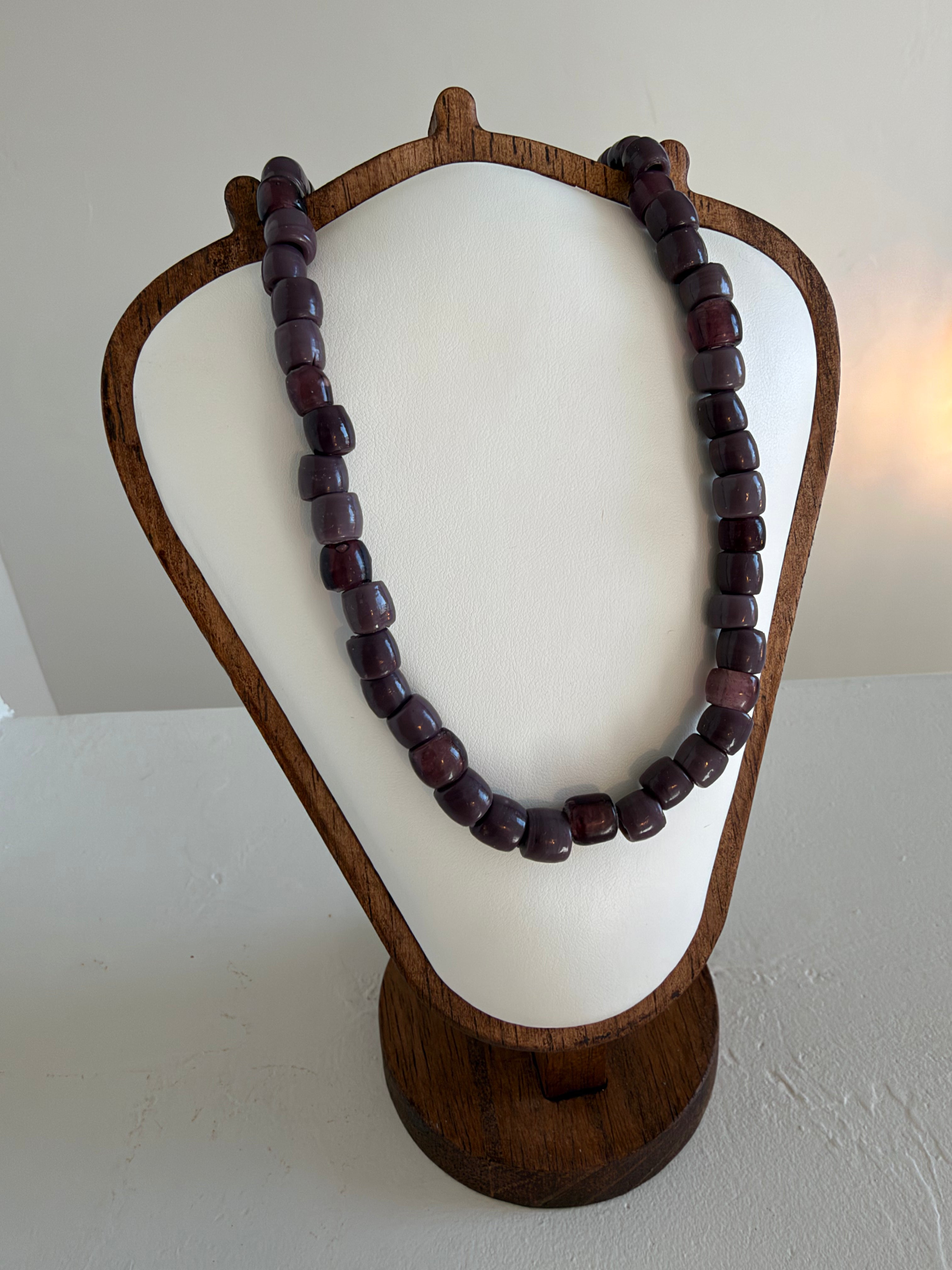 Plum & mauve chunky bead necklace (17")